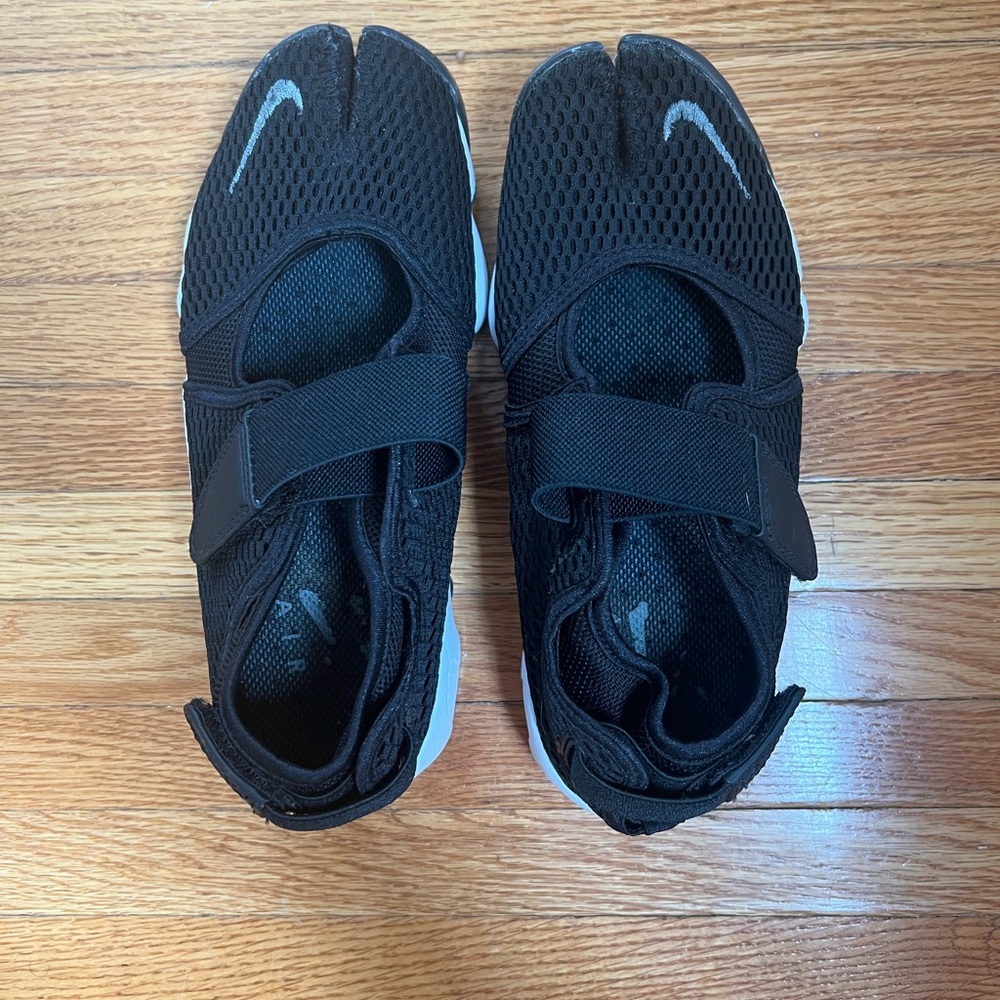 Nike Air rifts